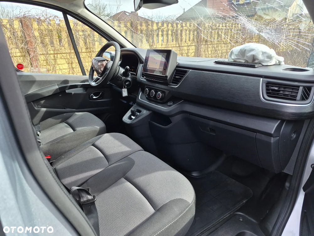 Renault Trafic Grand 2.0 dCi EDC - 8