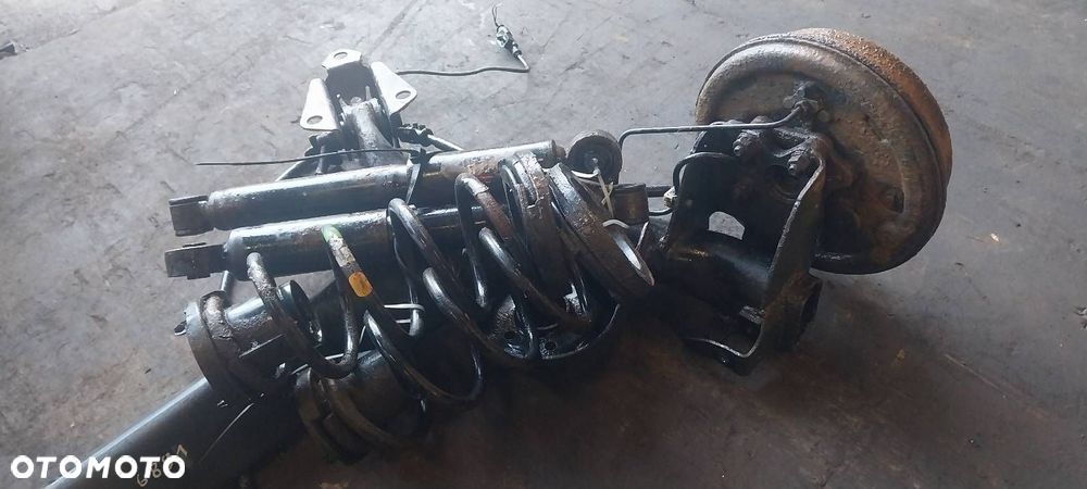 BELKA OŚ ZAWIESZENIA TYŁ BĘBNY Z ABS AMORTYZATORY SPRĘŻYNY FIAT IDEA - 3