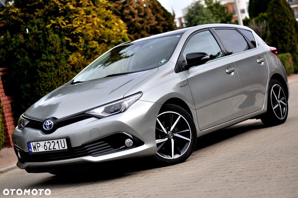 Toyota Auris - 2