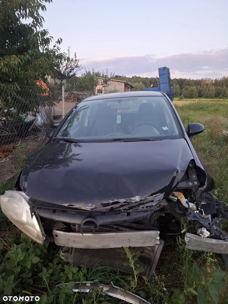 Opel Corsa - 10