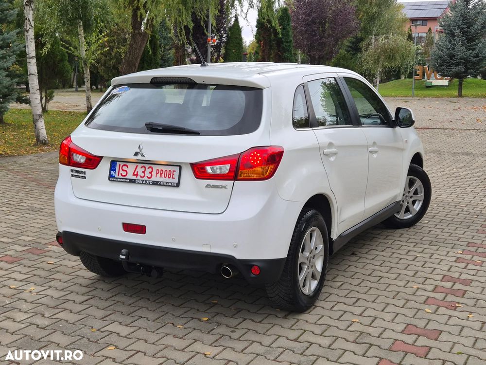 Mitsubishi ASX - 4