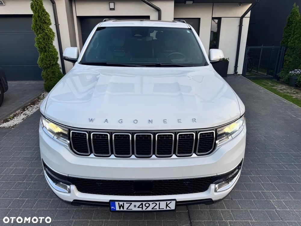 Jeep Wagoneer - 4
