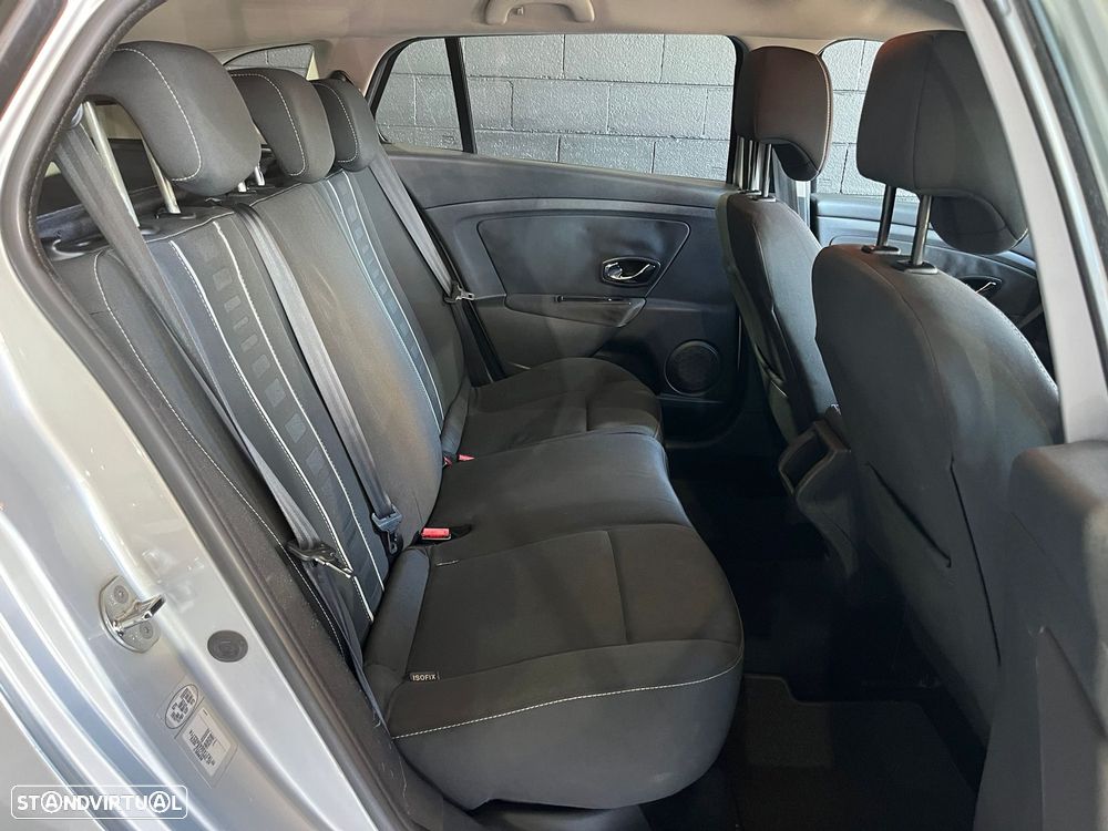 Renault Mégane Sport Tourer 1.5 dCi Dynamique S - 12