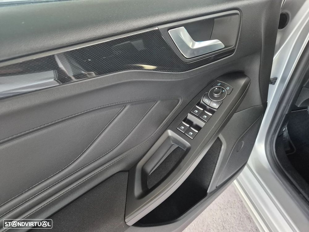Ford Focus 1.0 EcoBoost MHEV ST-Line Style SIP - 9