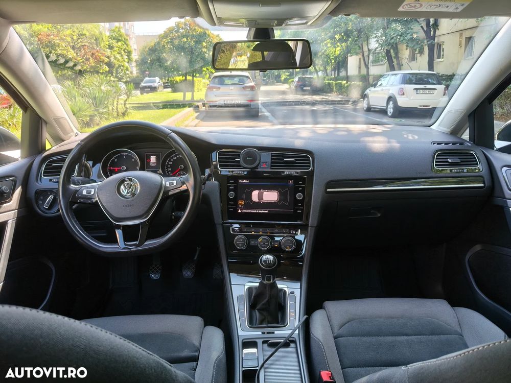 Volkswagen Golf 2.0 TDI Highline - 9