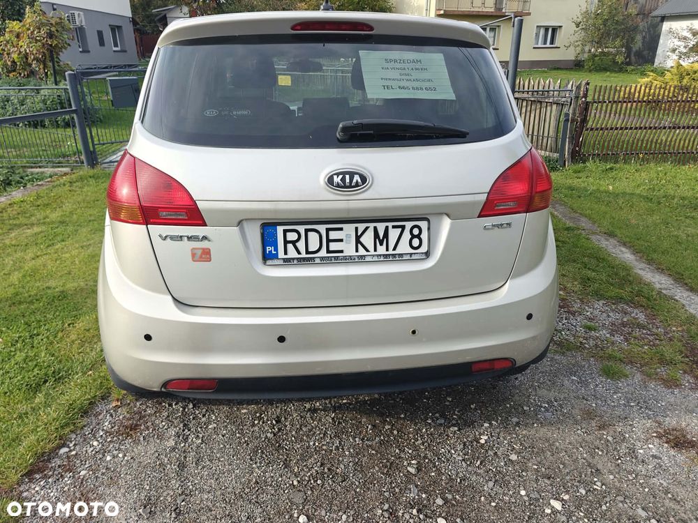 Kia Venga 2011 photo 4