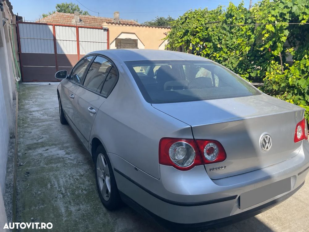 Volkswagen Passat 1.9TDI Comfortline - 4