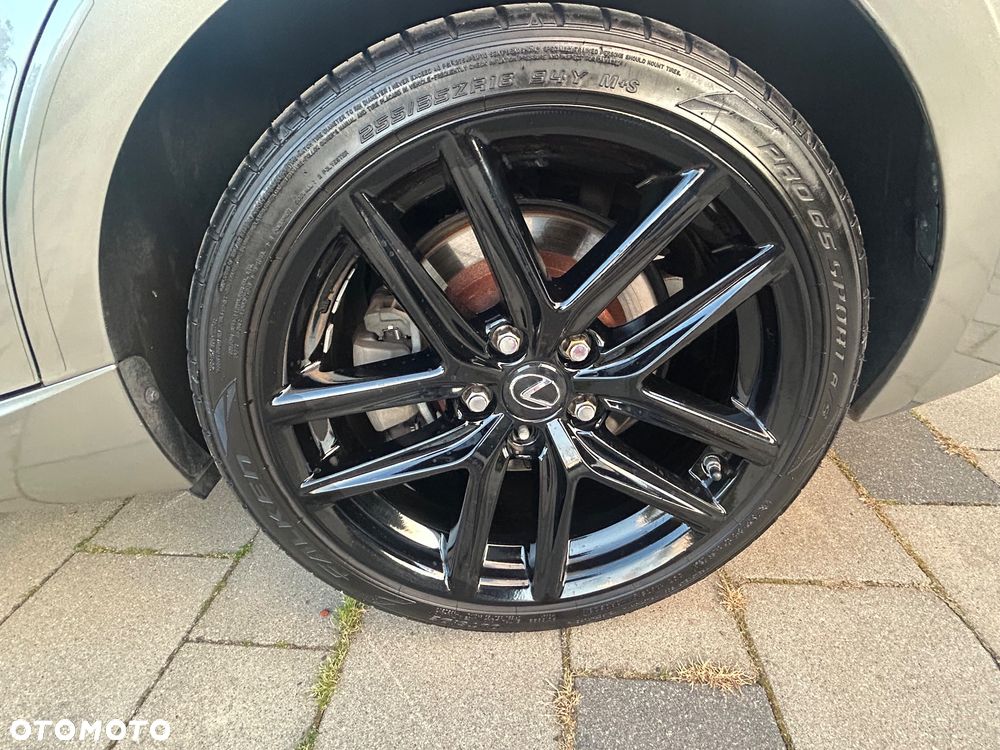 Lexus IS 200t Sport Line - 12