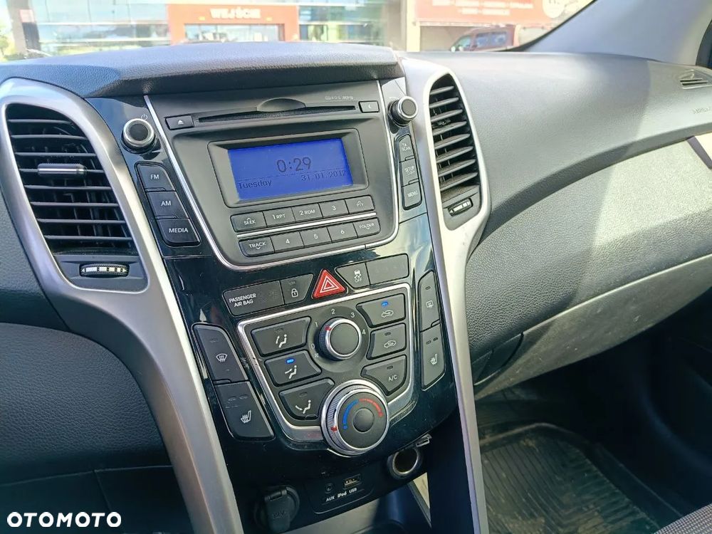 Hyundai i30 1.4 CRDi Comfort - 6