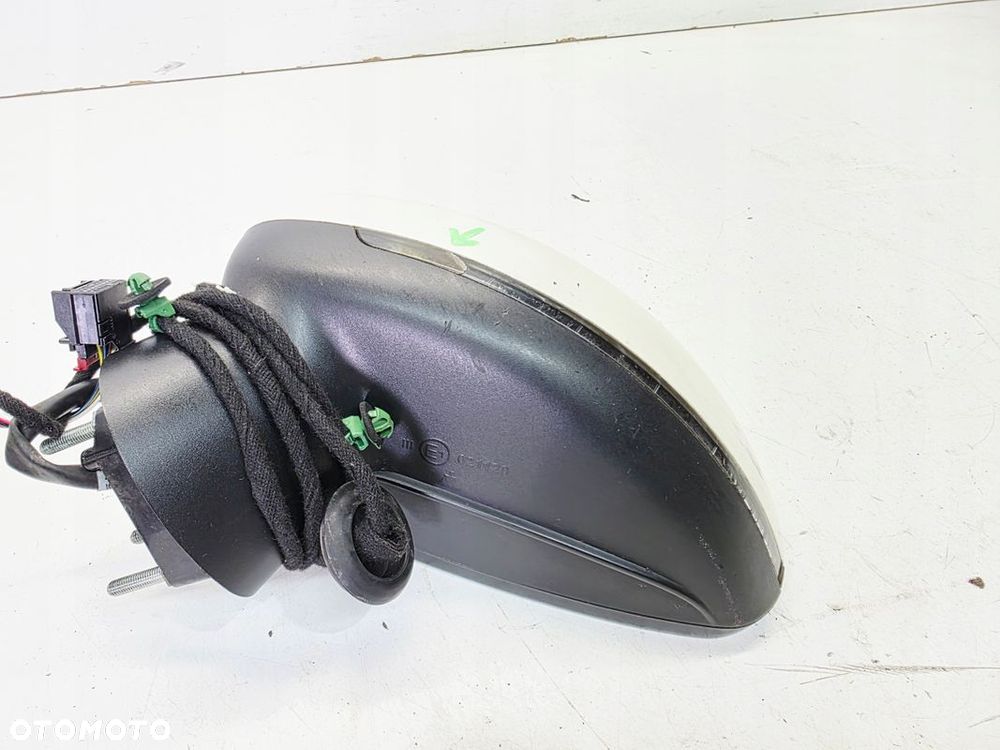 LUSTERKO ZEWNĘTRZNE LEWE AUDI A1 8X 8X3 6 PIN LY9K 2/25 UK - 5