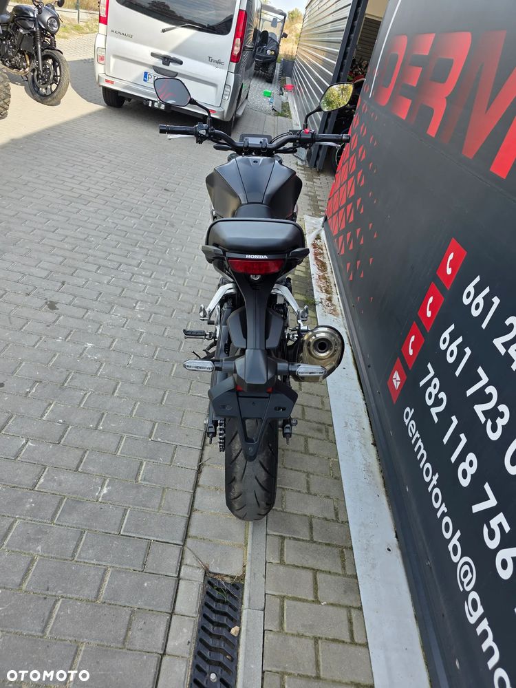 Honda CB - 16