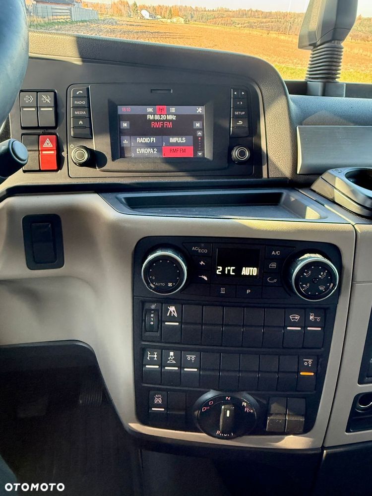 MAN TGX 26.420 / FIRANKA / WINDA / 23 EUROPALETY / 6x2 / AUTOMAT / EURO 6 / OŚ PODNOSZONA / DUŻA KABINA / 2019 ROK - 28