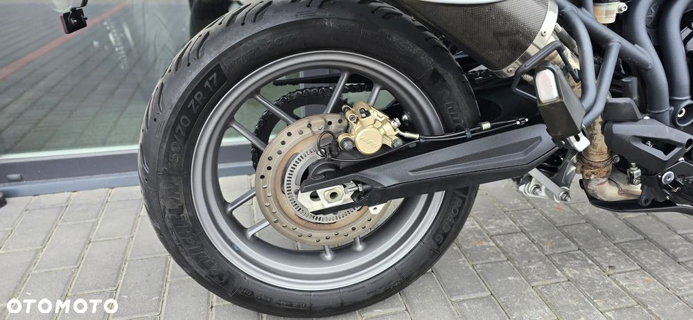 Triumph Tiger - 18