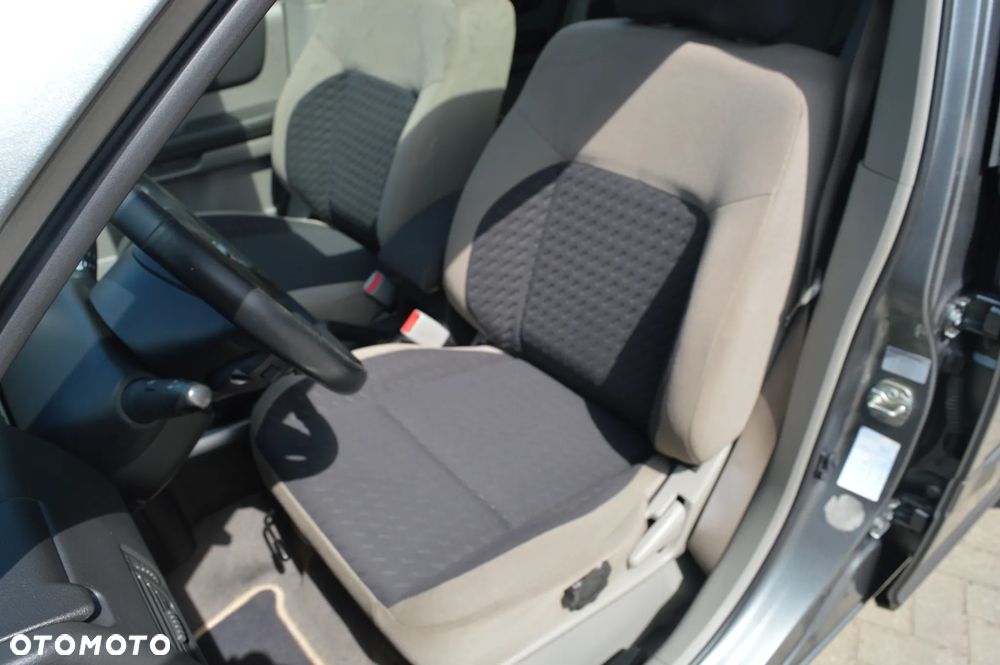 Nissan X-Trail 2.2 dCi 4x4 DPF Comfort - 18