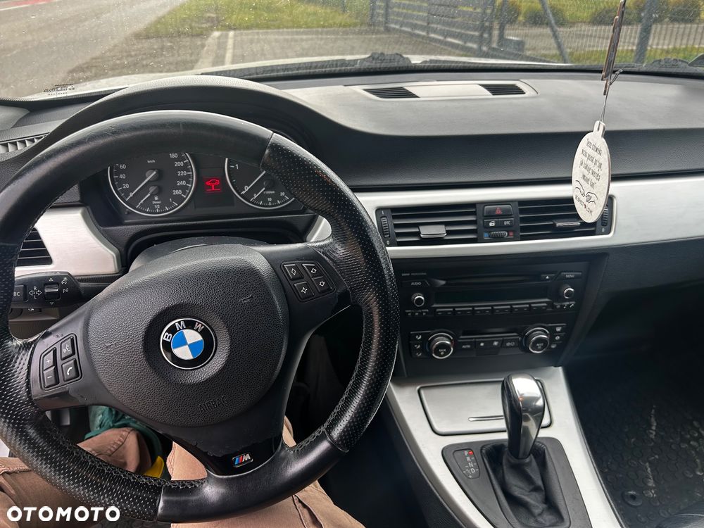 BMW Seria 3 320d - 10