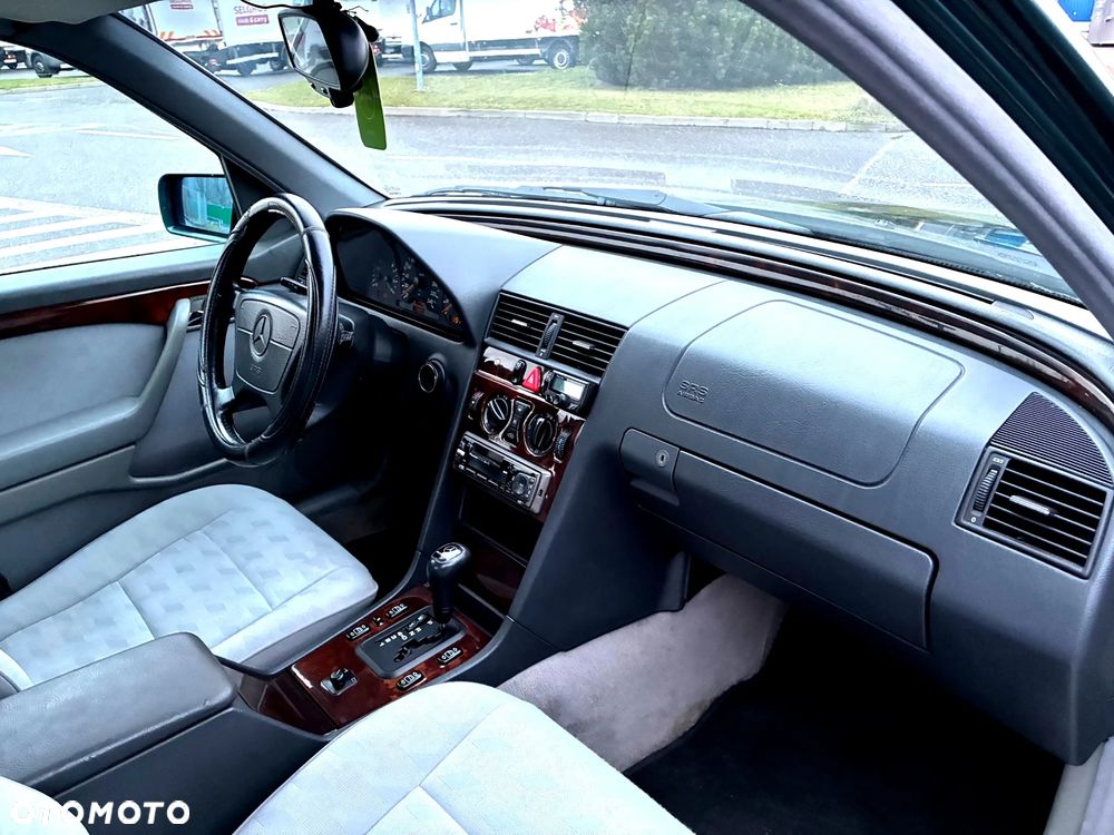 Mercedes-Benz Klasa C - 14