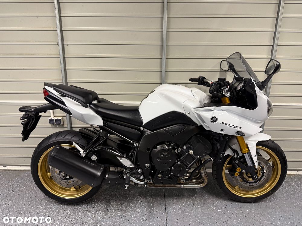 Yamaha FZ8 - 2