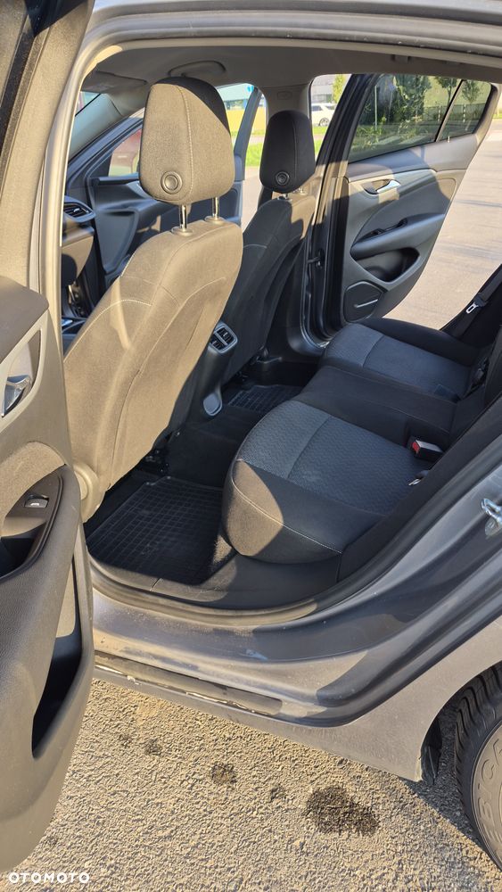 Opel Insignia - 21