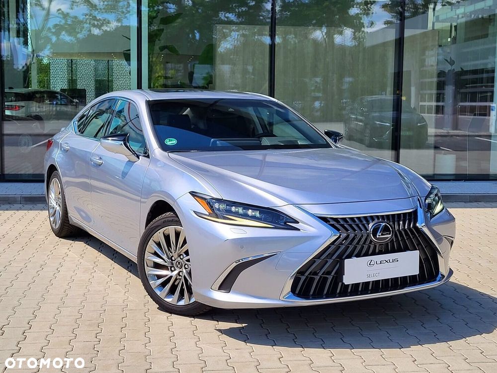 Lexus ES - 11