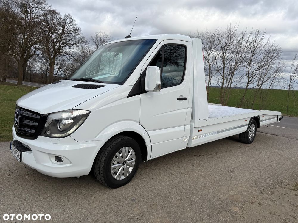 Mercedes-Benz Sprinter - 4