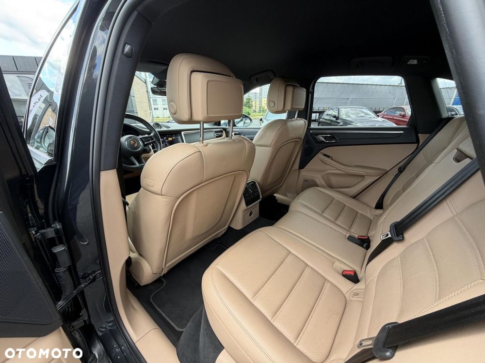 Porsche Macan Standard - 8