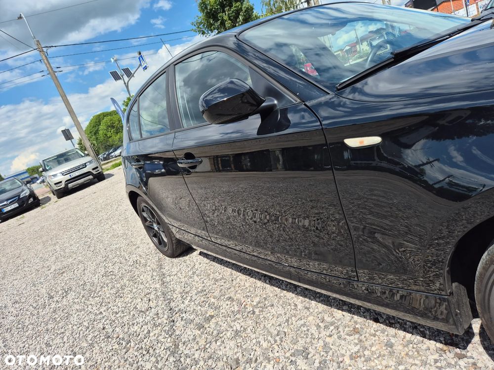BMW Seria 1 - 17