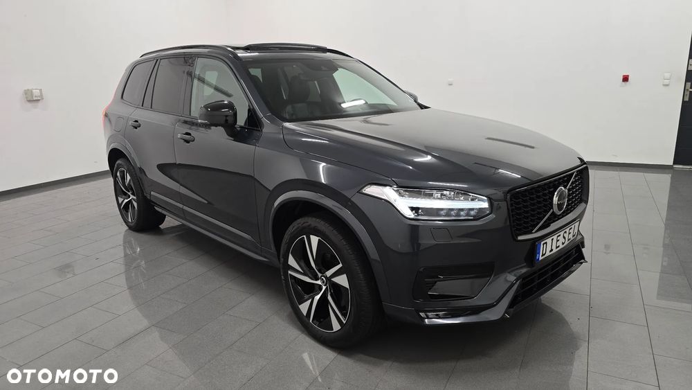 Volvo XC 90 B5 D AWD Plus Dark - 2