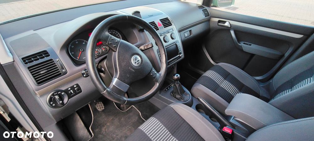 Volkswagen Touran 1.9 TDI DPF BlueMot Trendline - 7