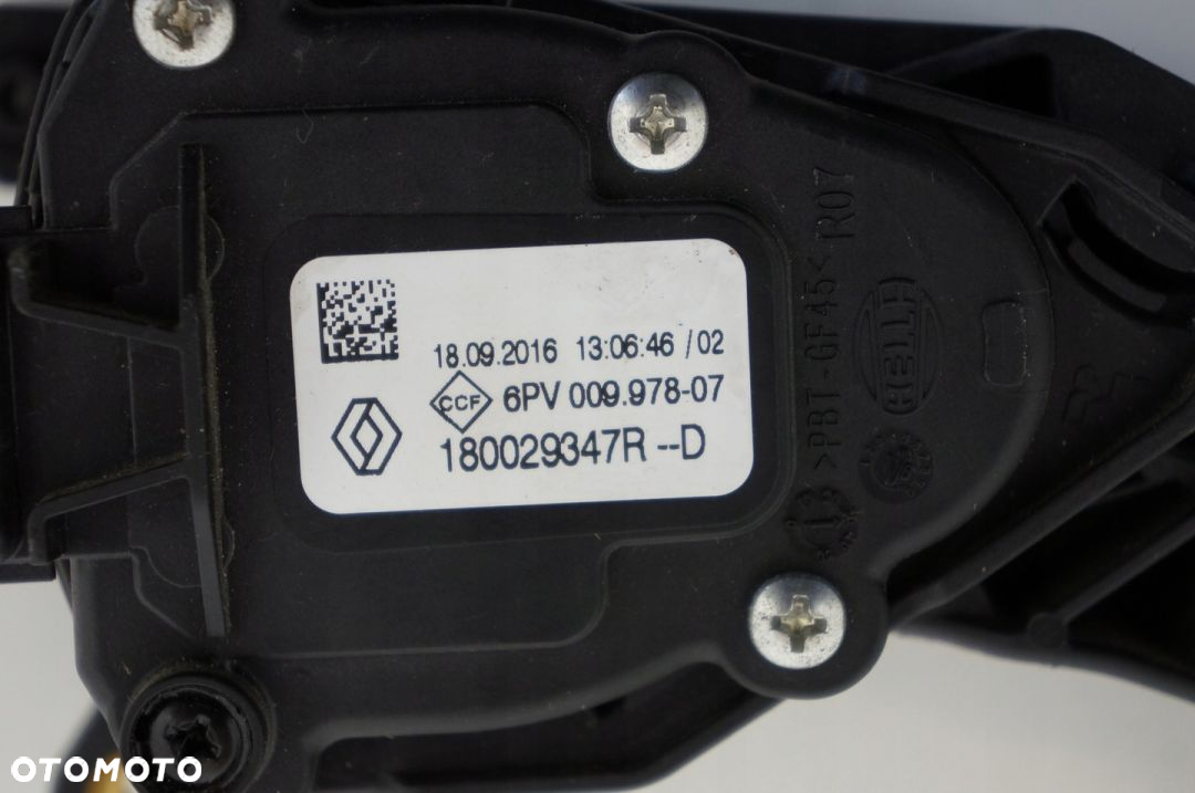 PEDAŁ GAZU CLIO CAPTUR 0,9 1,2TCE 180029347R EU - 5