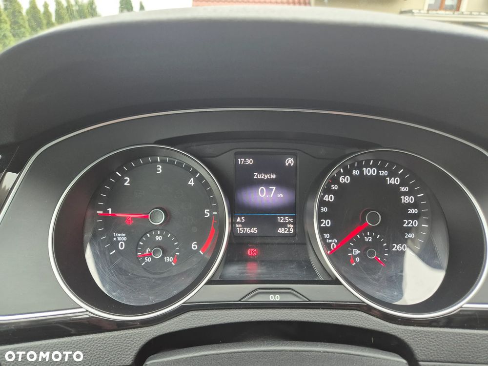 Volkswagen Passat 2.0 TDI SCR (BlueMotion Technology) 4Motion Highline - 10