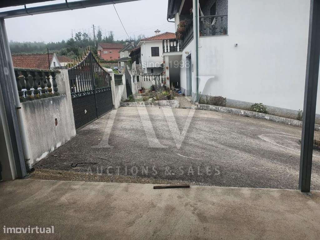 Estacionamento - POMBEIRO DA BEIRA - ARGANIL |POMBEIRO DA BEIRA - A... - Grande imagem: 5/8