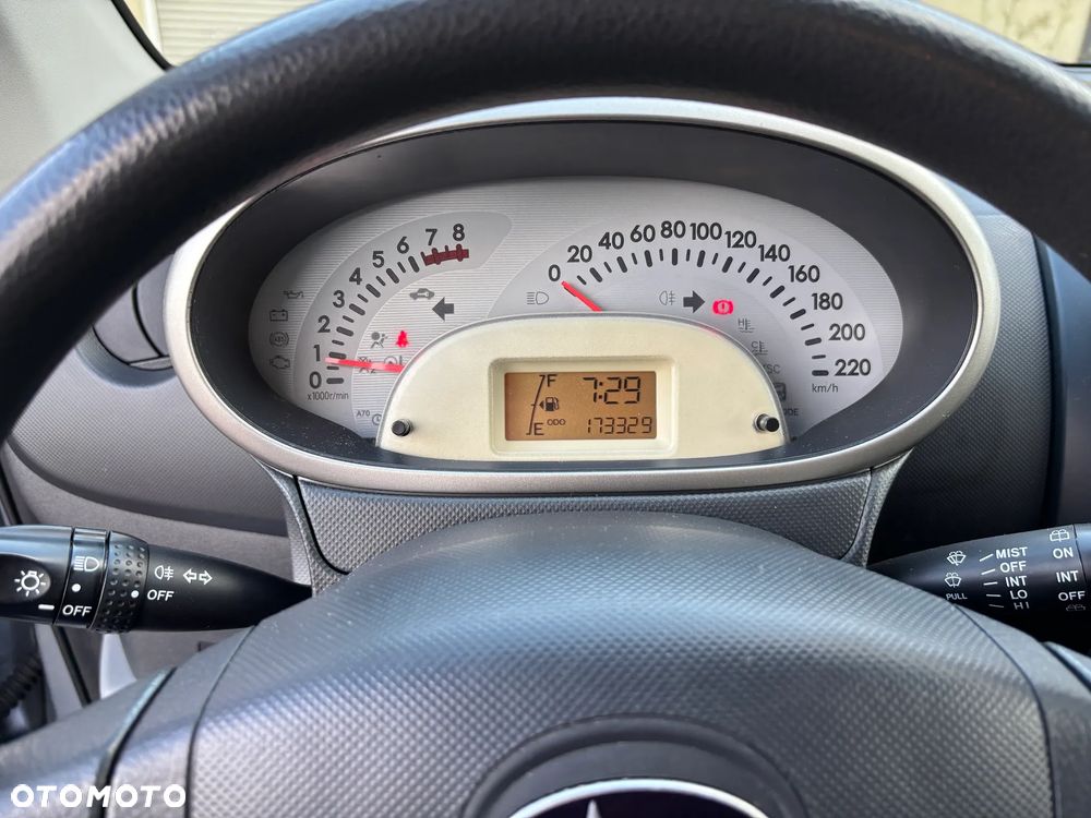 Subaru Justy 1.0 Trend - 13
