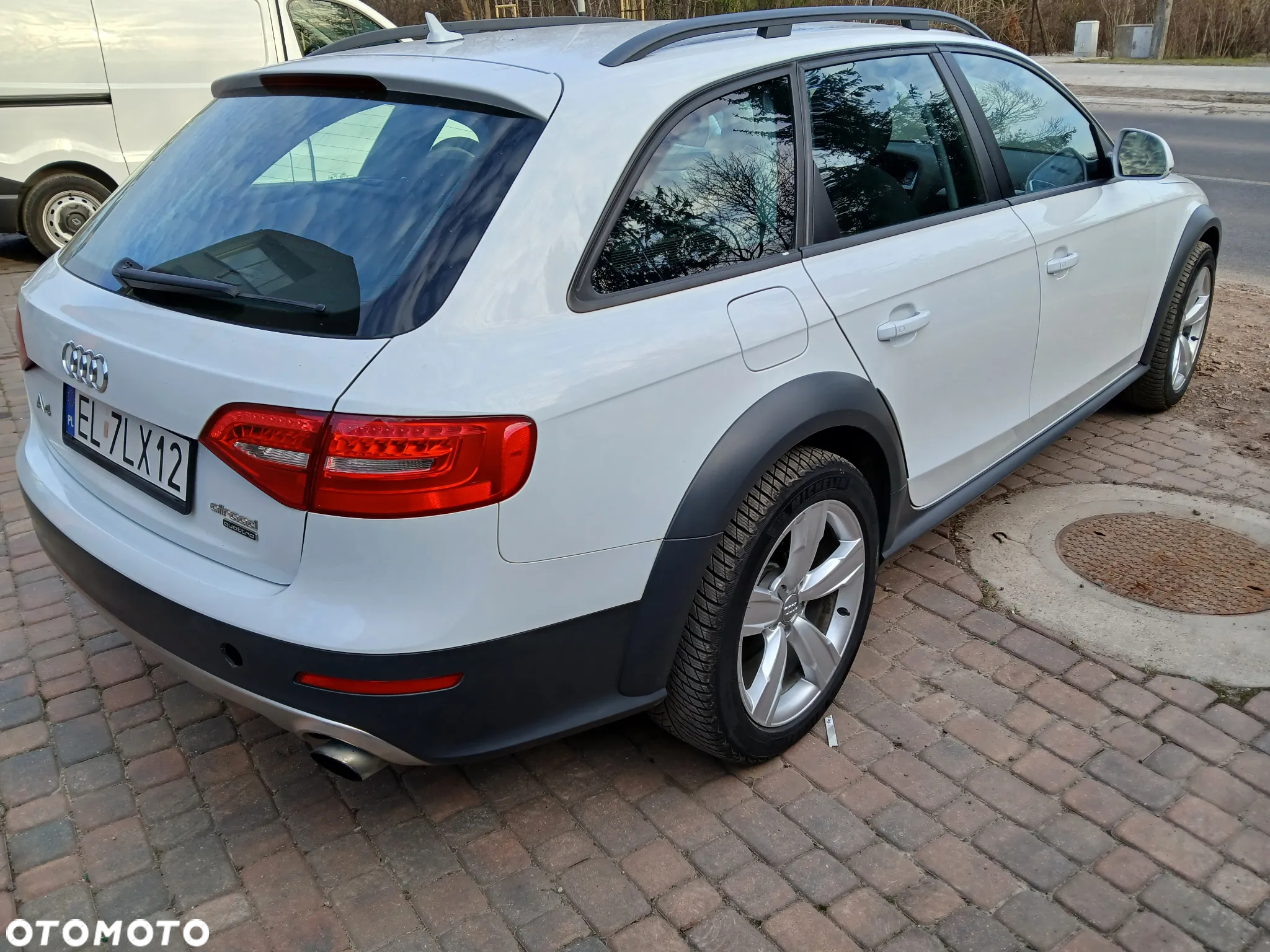 Audi A4 Allroad 2.0 TFSI Quattro - 11
