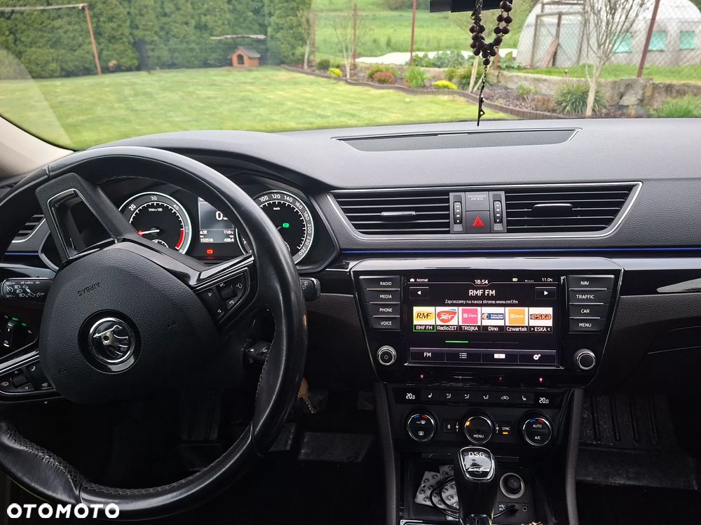 Skoda Superb 2.0 TDI L&K DSG - 8