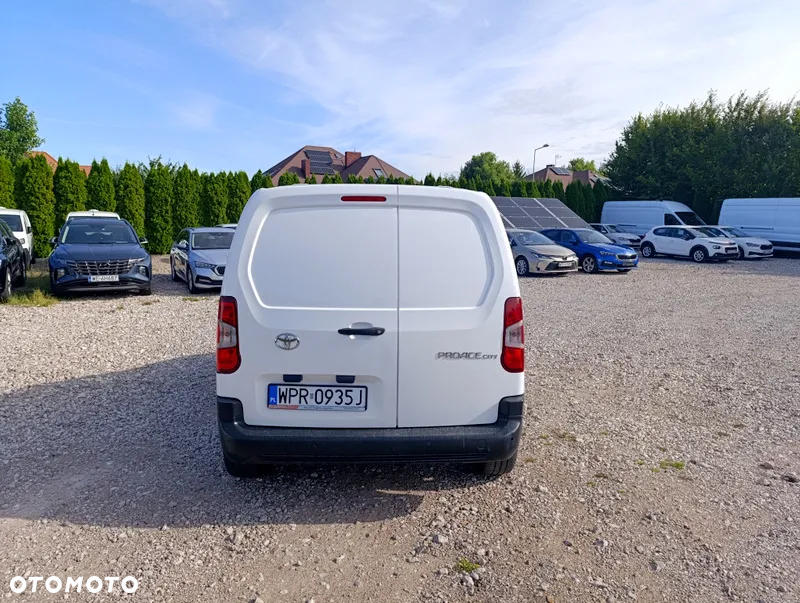 Toyota Proace City Furgon - 10