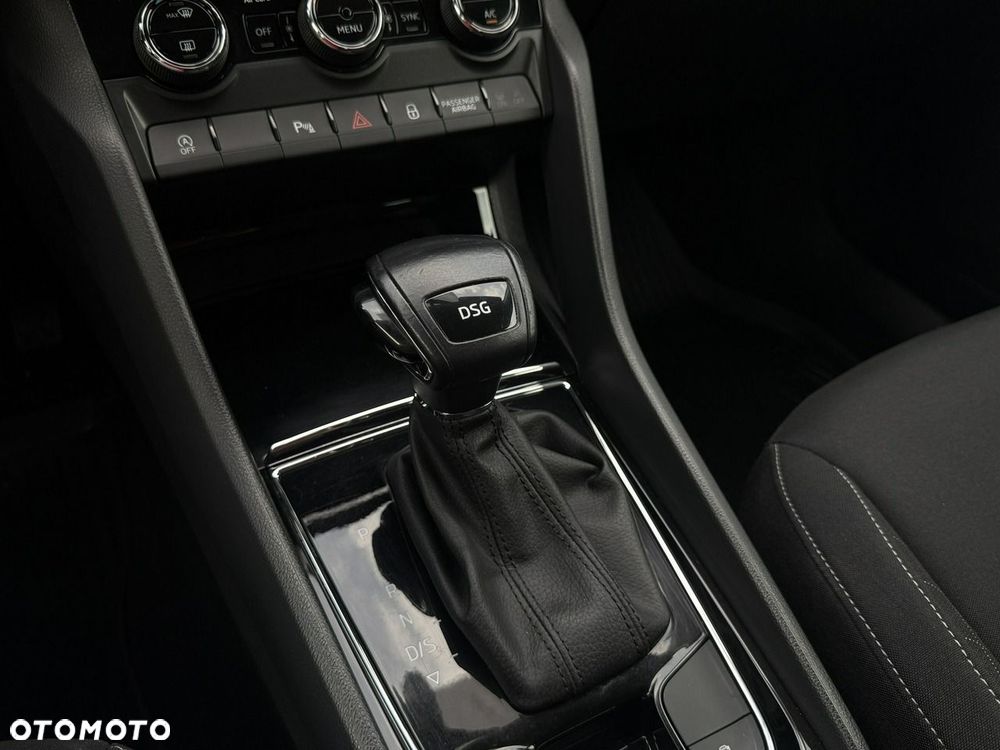 Skoda Karoq 1.5 TSI DSG Ambition - 29