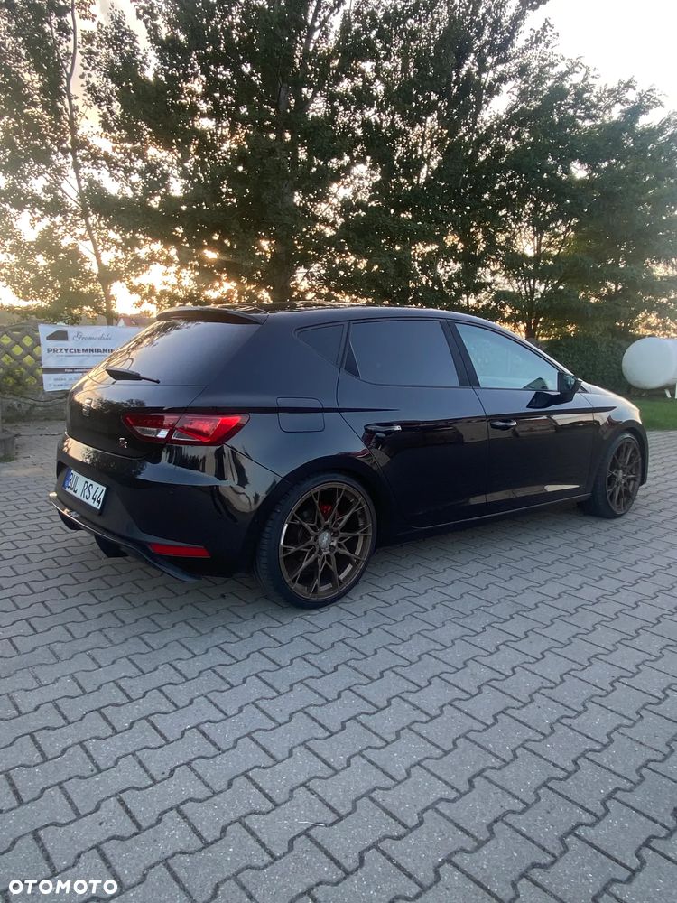 Seat Leon 2.0 TDI DPF FR Black Matt Edition - 10
