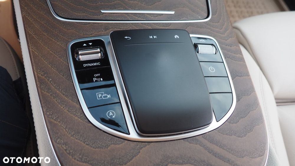 Mercedes-Benz Klasa E 220 d Exclusive - 18