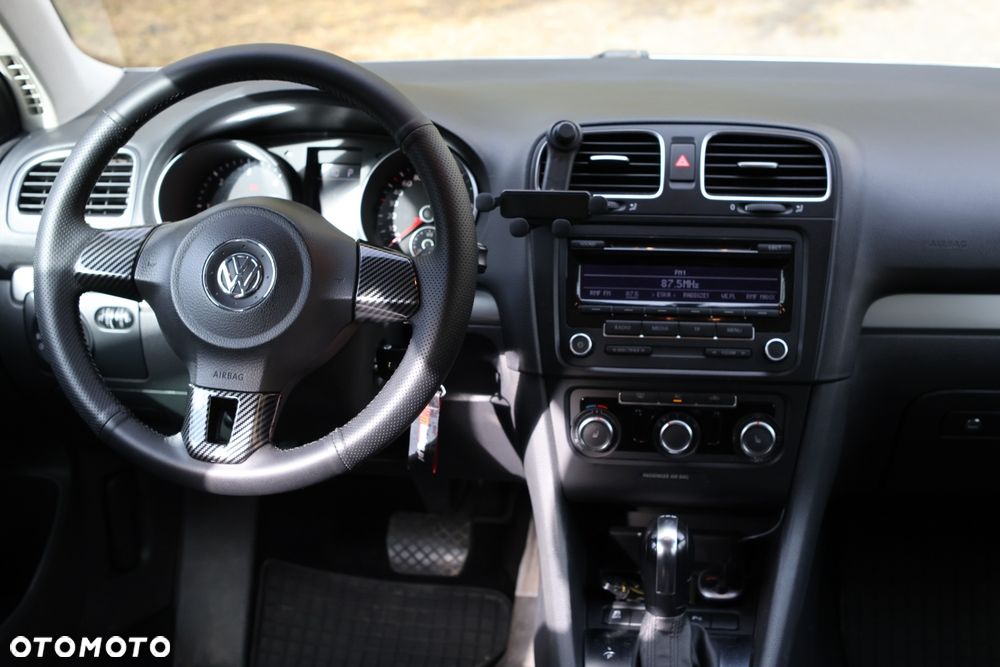 Volkswagen Golf - 5