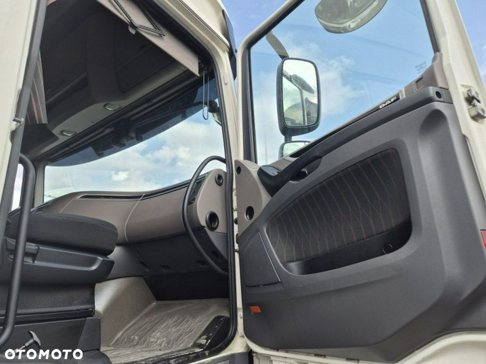 DAF xf - 11