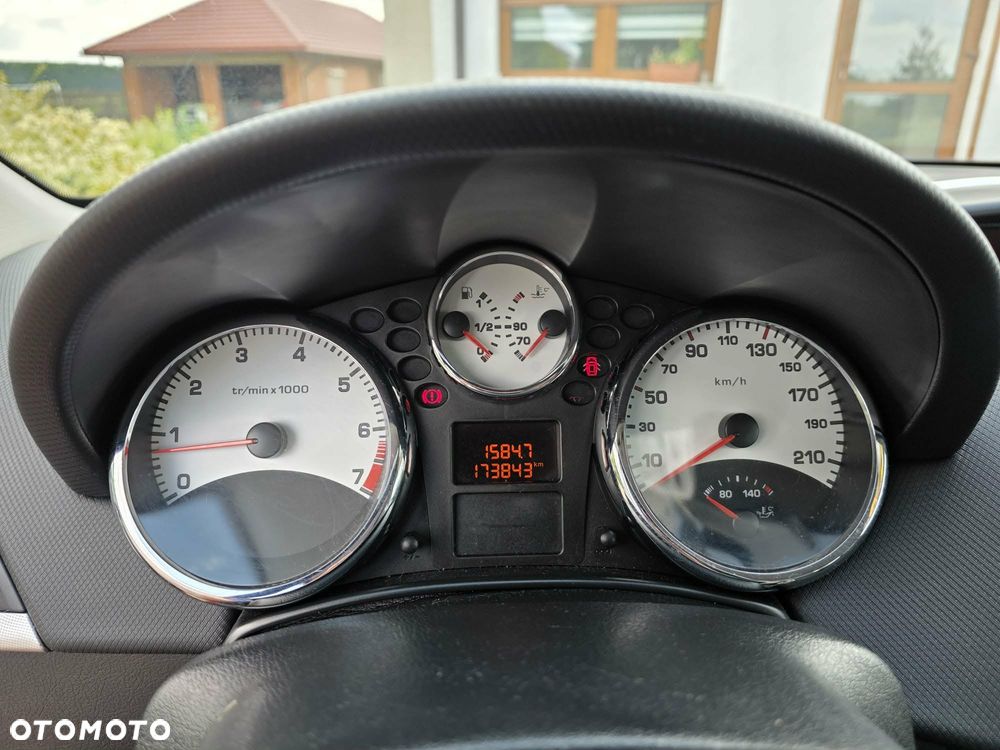 Peugeot 207 - 5