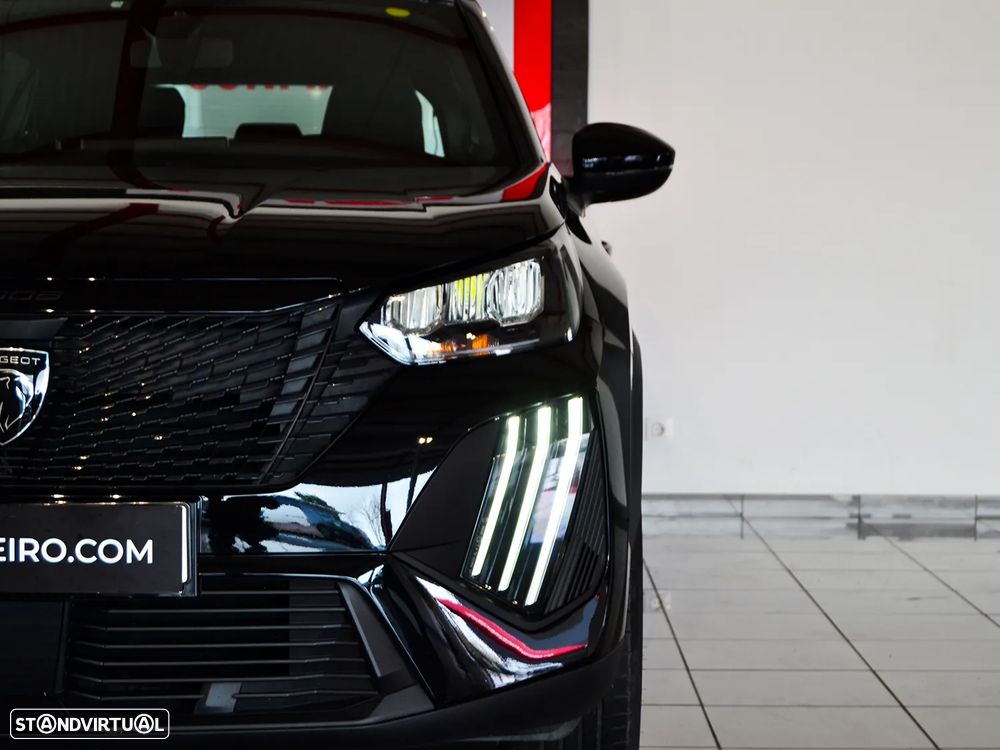 Peugeot 2008 1.2 PureTech Active Pack - 4