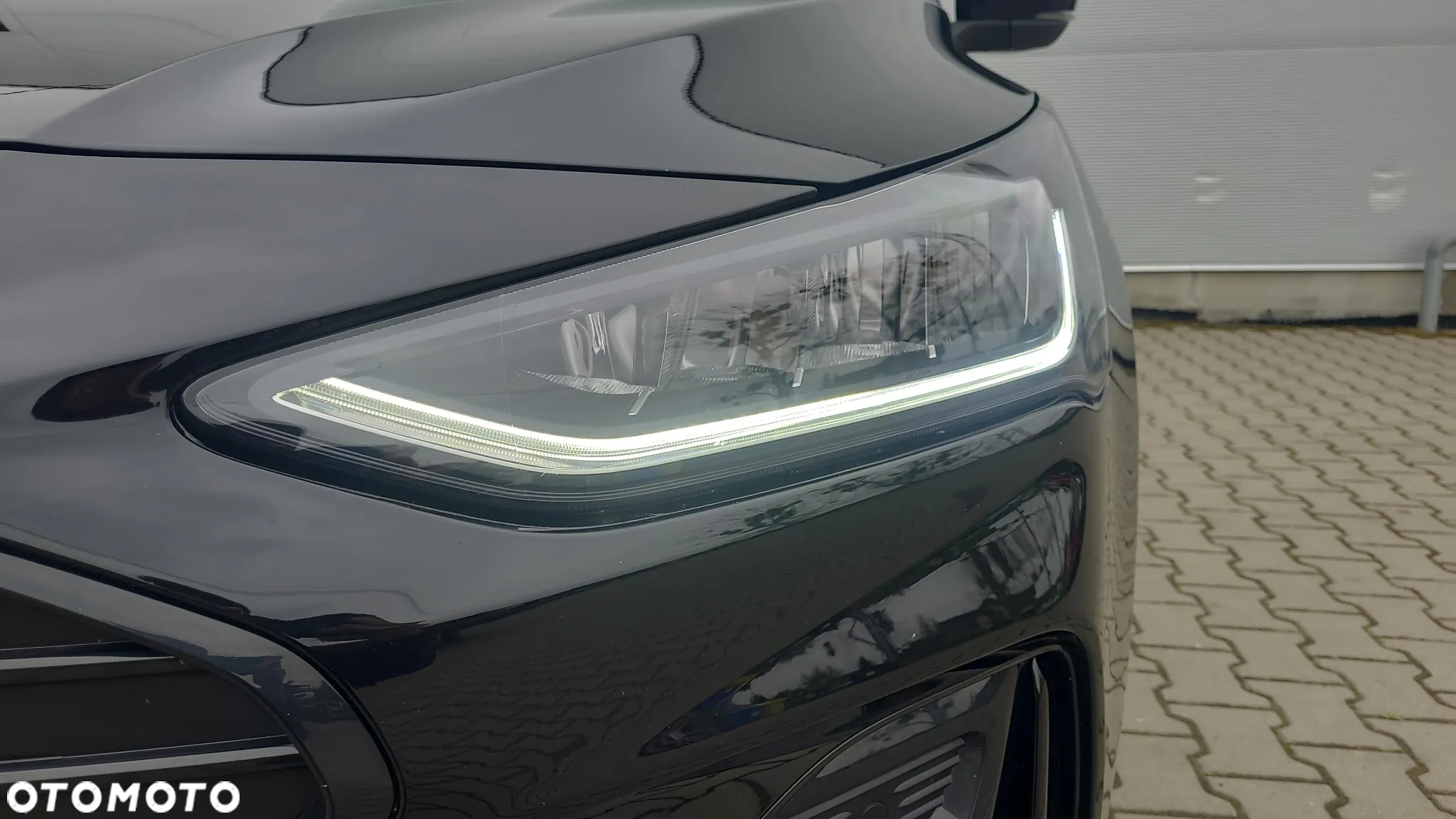 Ford Focus 1.0 EcoBoost mHEV ST-Line X - 35