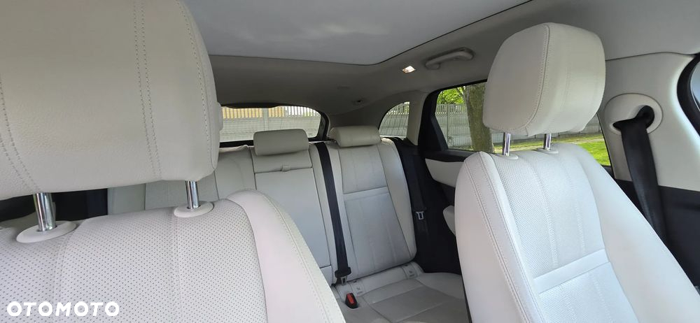 Land Rover Range Rover Velar 2.0 P250 SE - 15