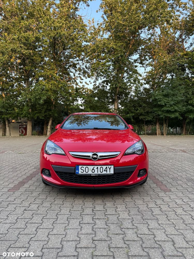 Opel Astra IV GTC 1.4 T Sport - 2