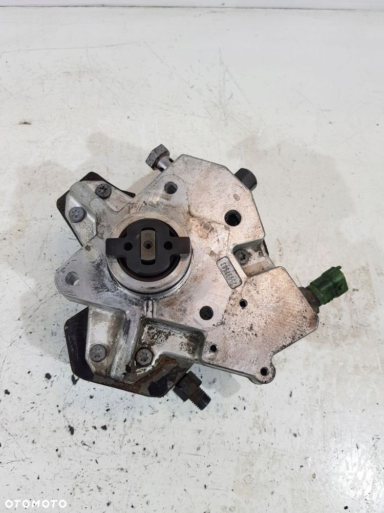 pompa wtryskowa 0445010111 volvo s60 v70 2.4d 30756125 - 9