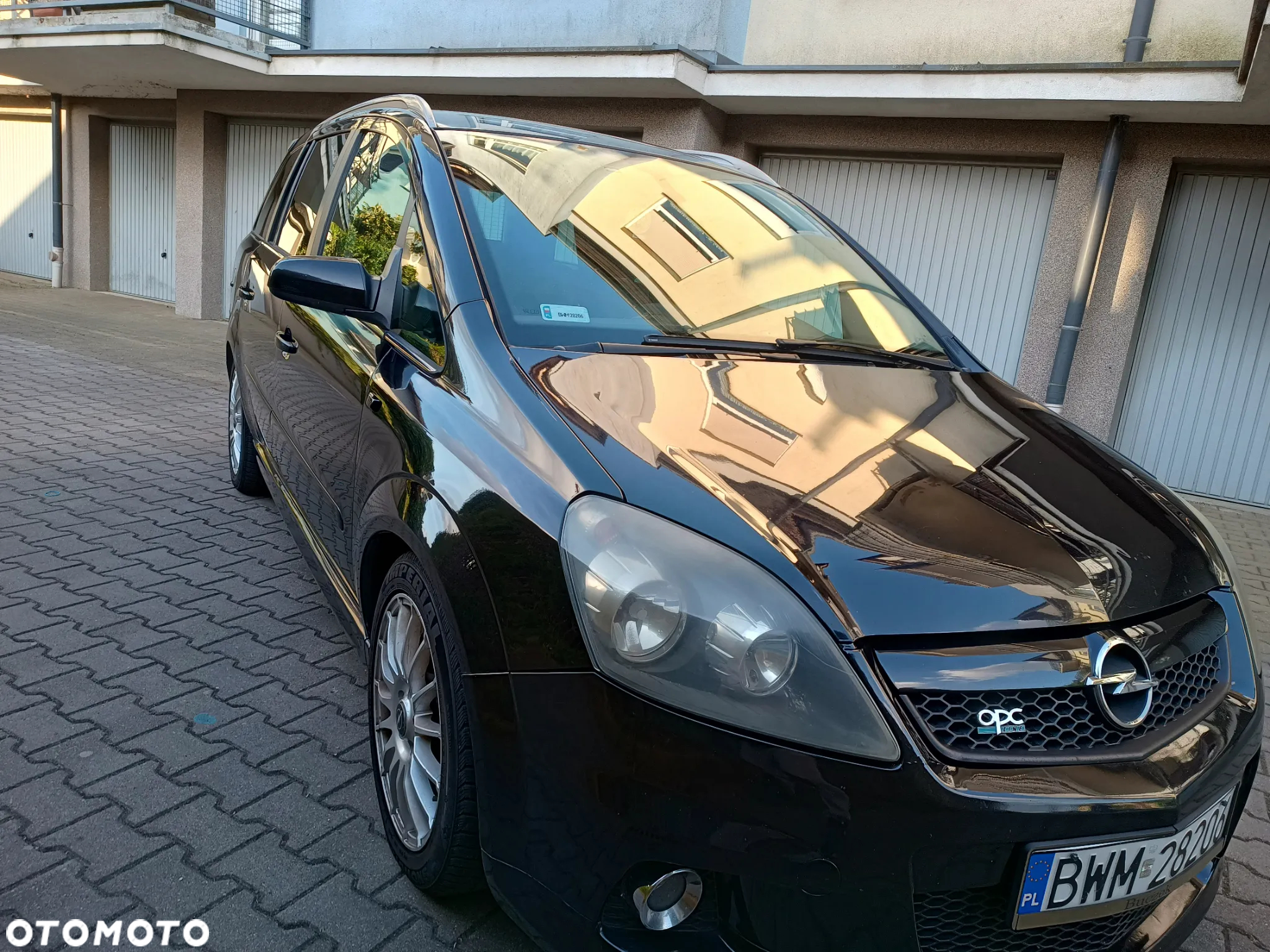 Opel Zafira 2.0 T OPC - 3