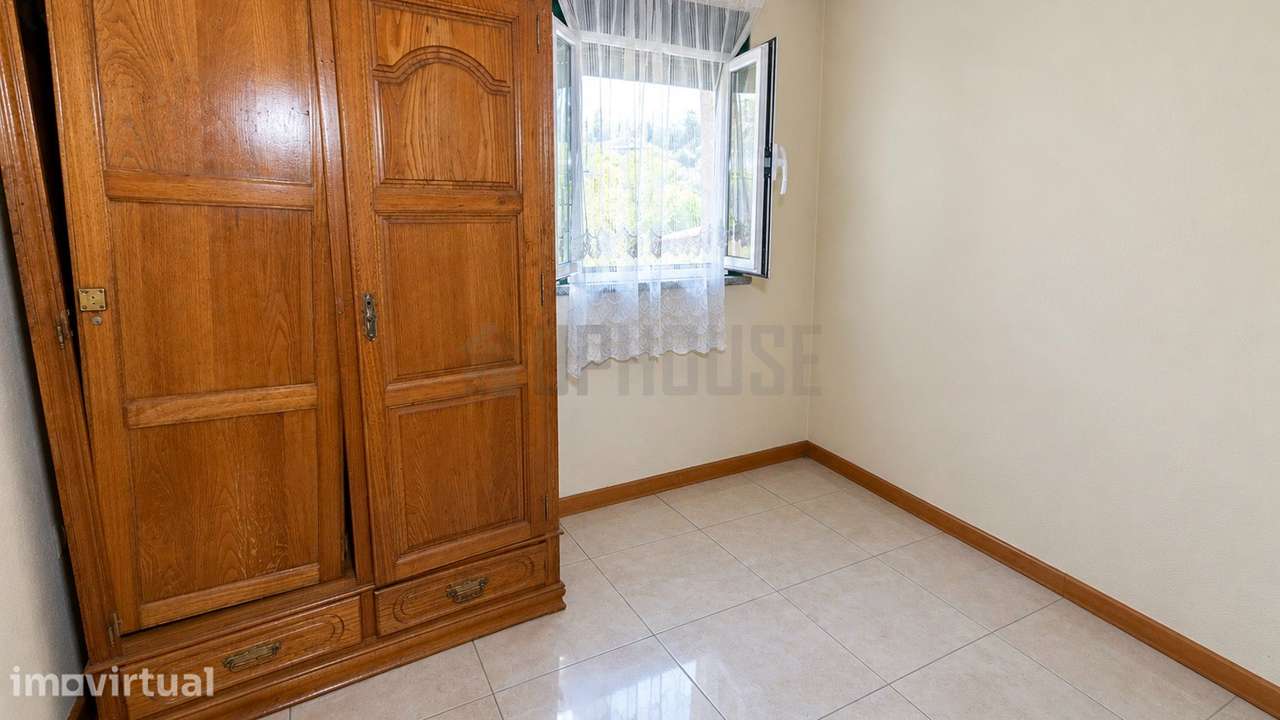 Moradia para Remodelar em Fragosela - Um Projeto com Potencial - Grande imagem: 5/15