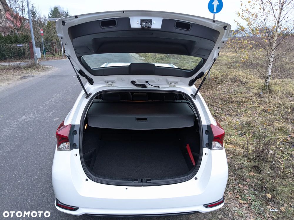 Toyota Auris 1.33 VVT-i Active - 11