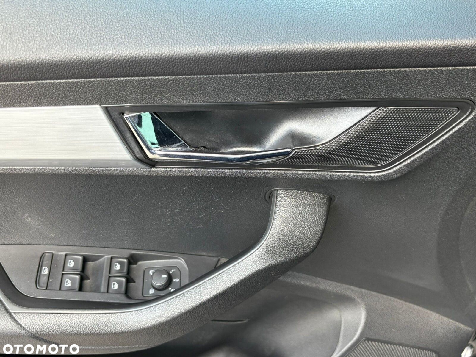 Skoda Karoq 1.5 TSI ACT 4x2 Ambition - 11